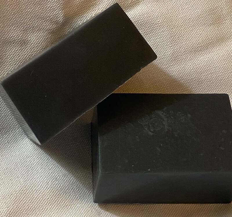 SOAP: Premium Black Soap with Sea Moss — Moisturizing & Exfoliating