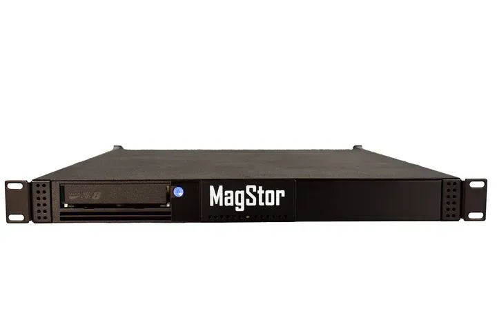 MagStor 1U LTO8 Rack Mount w/ 2x LTO-8 FC TAA MagStor 1U LTO8 Rack Mount w/ 2x LTO-8 FC TAA