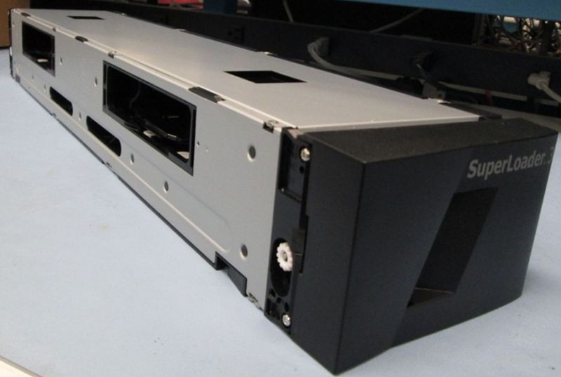 Quantum SuperLoader 3 LTO Magazine 8 slots