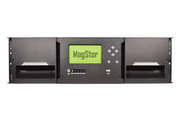 MagStor M3000E 40-Slot 3U Expandable Tape Library Chassis 0-Drives (Max 3 Drives, Max 15 Expansions) MagStor M3000E 40-Slot 3U Expandable Tape Library Chassis 0-Drives (Max 3 Drives, Max 15 Expansions)