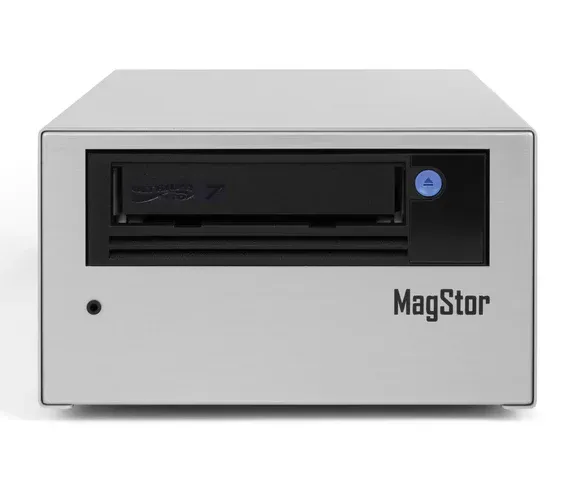 MagStor Thunderbolt 3 / USB4 LTO-7 Desktop Tape Drive TAA MagStor Thunderbolt 3 / USB4 LTO-7 Desktop Tape Drive TAA