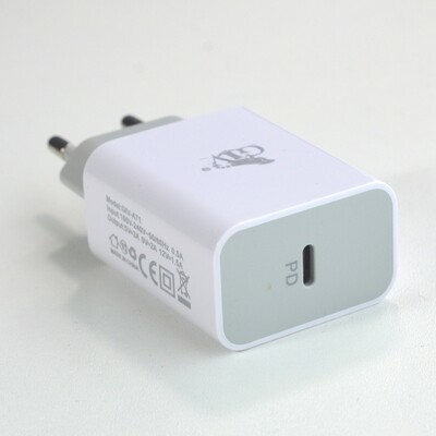 Cargador Con Cable tipo C para iPhone | PD Power Adapter GIVA71