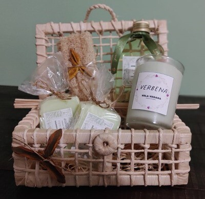 KIT SABONETES, AROMATIZADOR E VELA VEGANA KIT SABONETES, AROMATIZADOR E VELA VEGANA