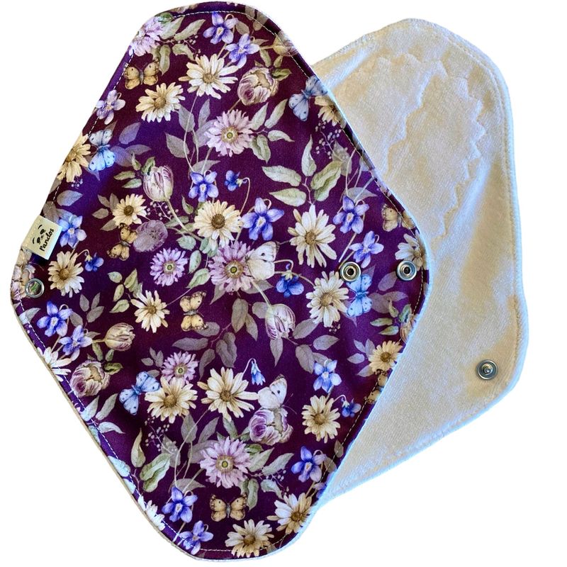 Compresa de tela Pandos - Talla M - Flores sobre morado