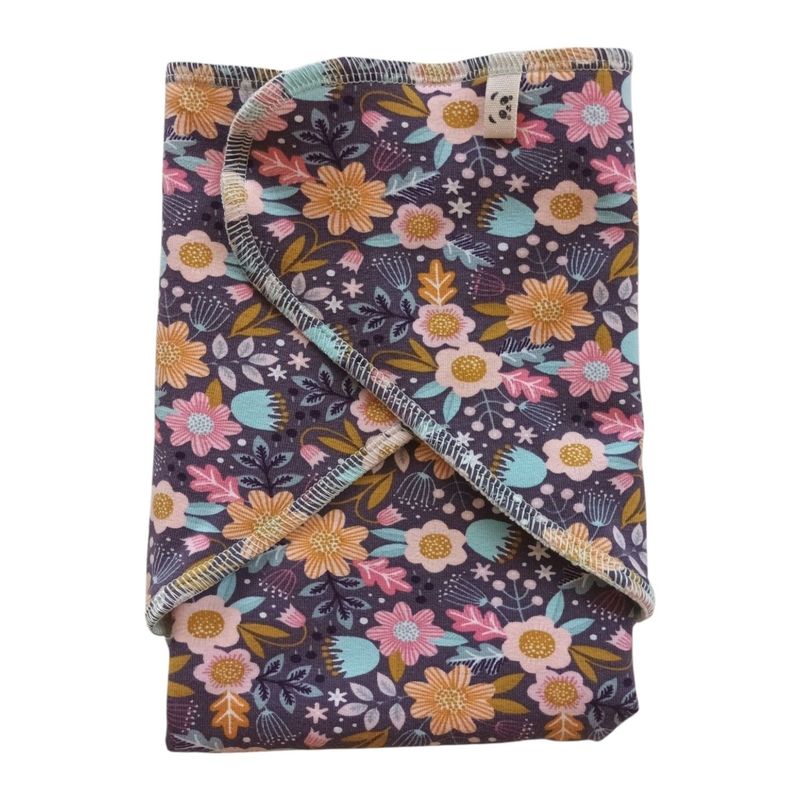 Preflat Pandos Tencel Recién Nacido 3-7kg - Flores Moradas