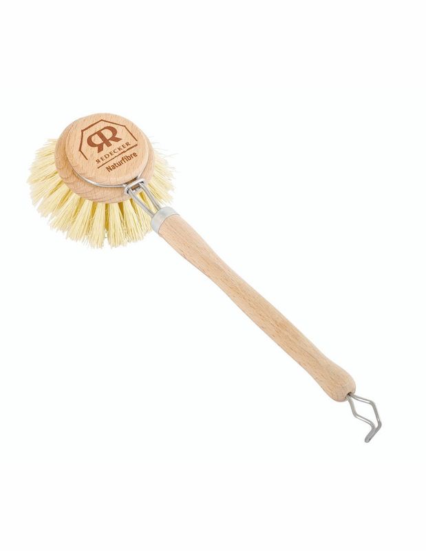 Cepillo para vajilla con mango de madera y fibras vegetales