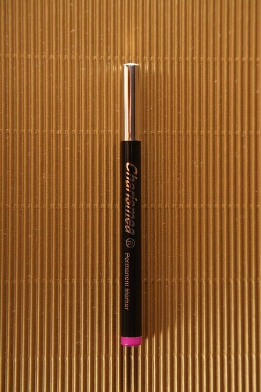 charismea Permanent Marker
Farbe : Pink Nr. 05 charismea Permanent Marker
Farbe : Pink Nr. 05