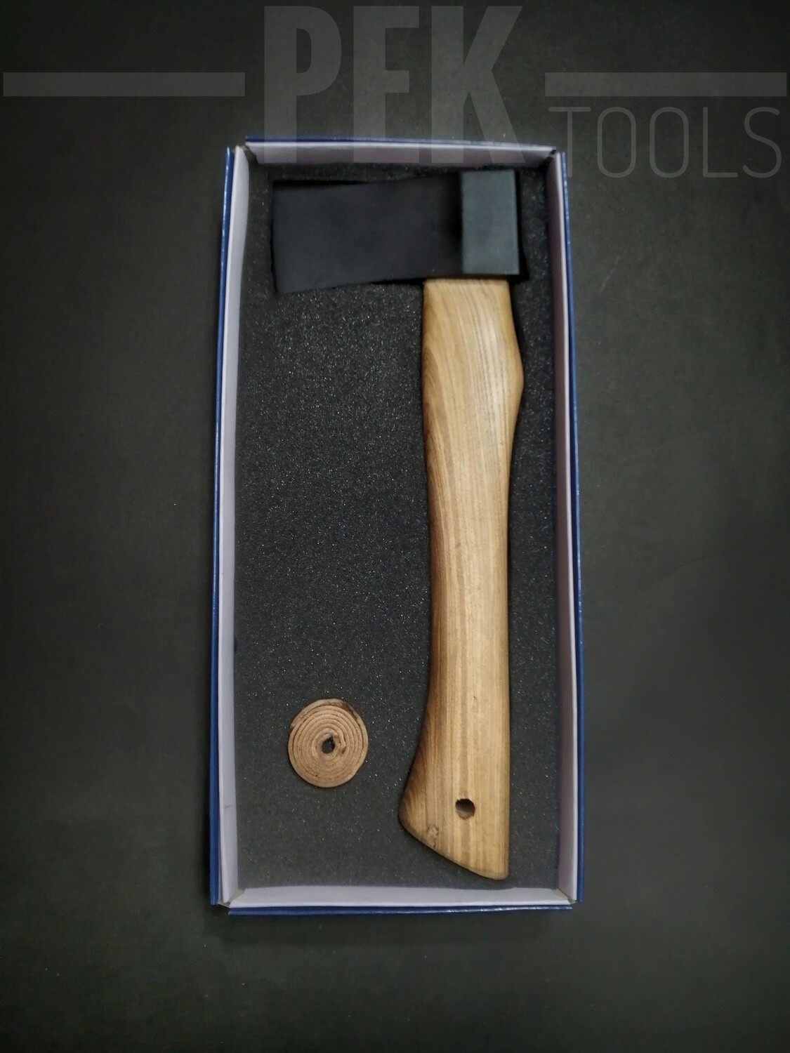 PEK&#39;s J2 Steel Powder Coated Axe