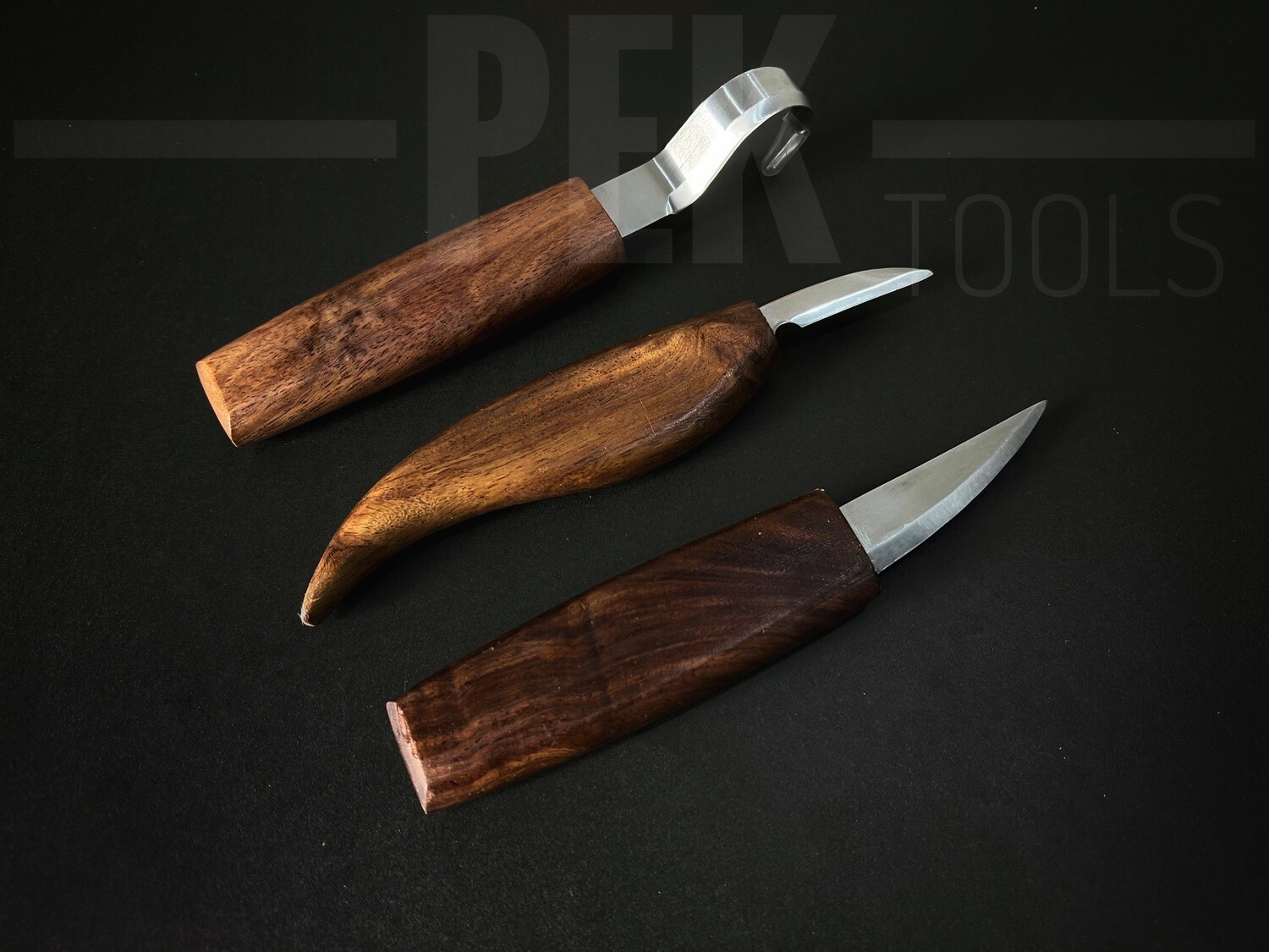 PEK’s CARVING KNIVES SET.