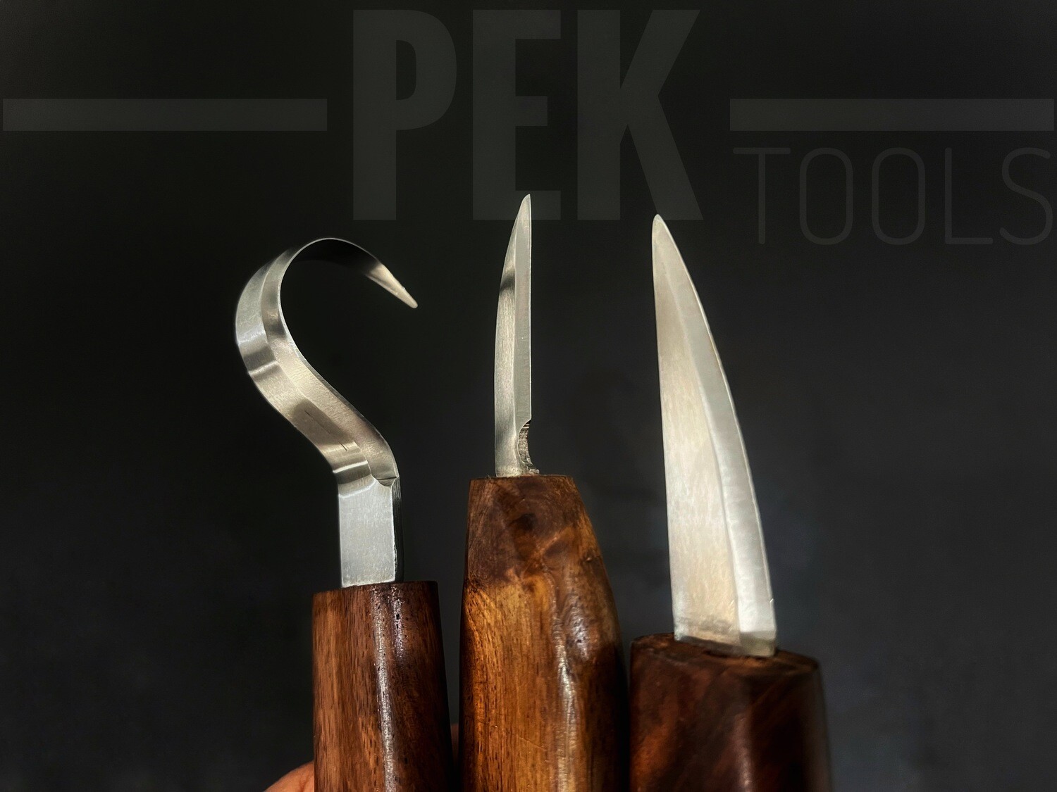 PEK’s CARVING KNIVES SET.
