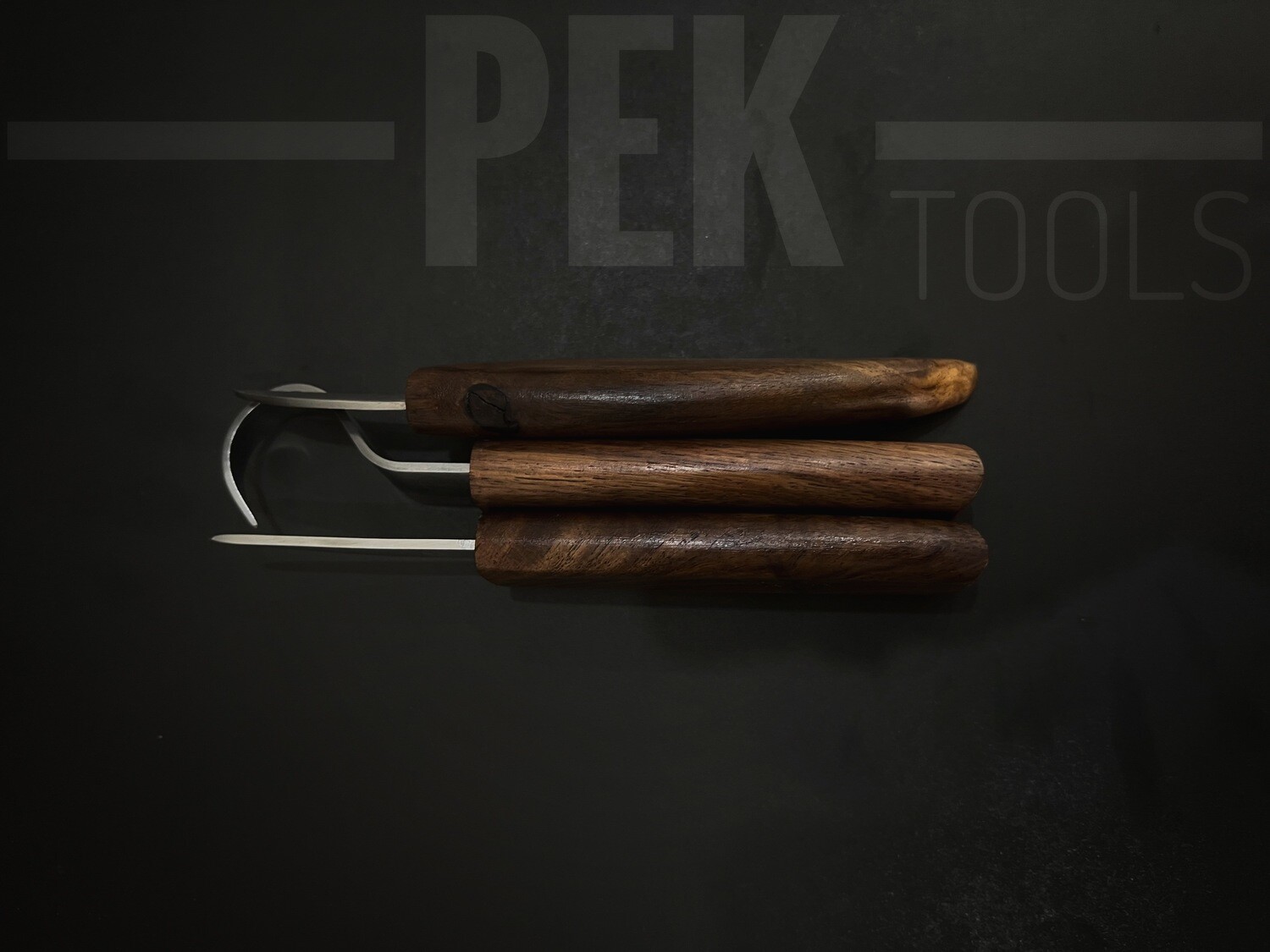 PEK’s CARVING KNIVES SET.
