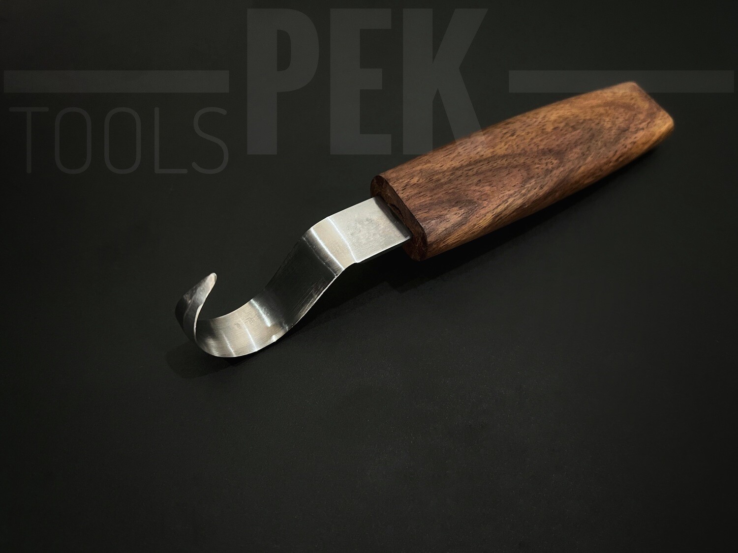 PEK’s CARVING KNIVES SET.