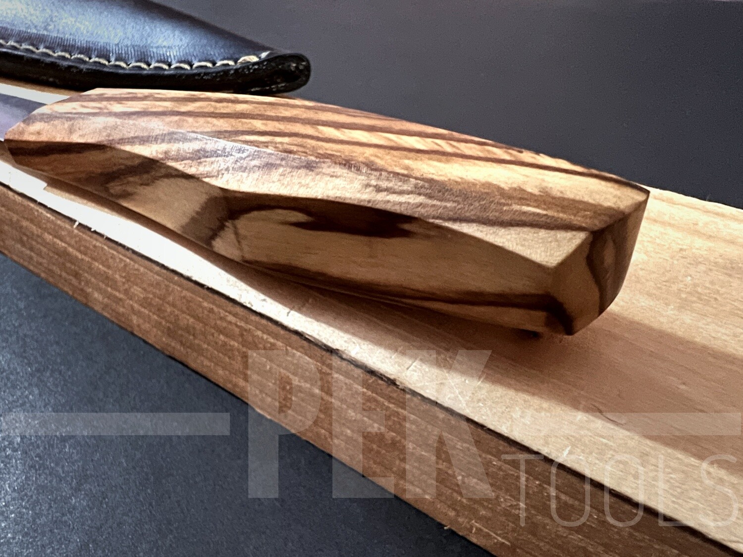 PEK’s Forged Carving Knife