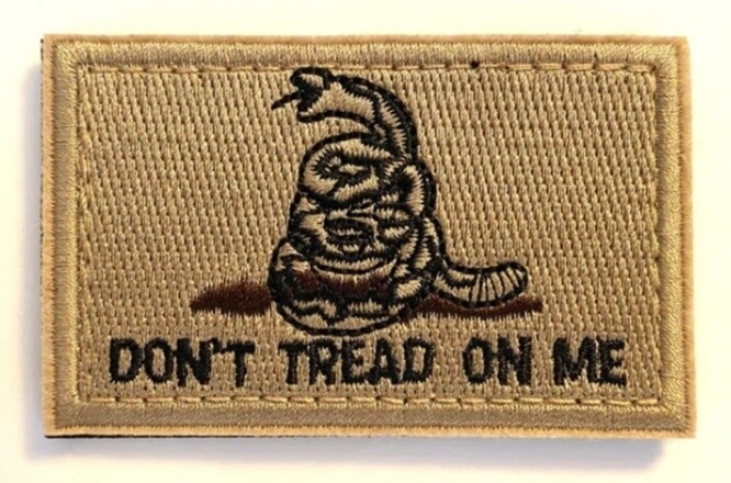 DON&#39;T TREAD ON ME