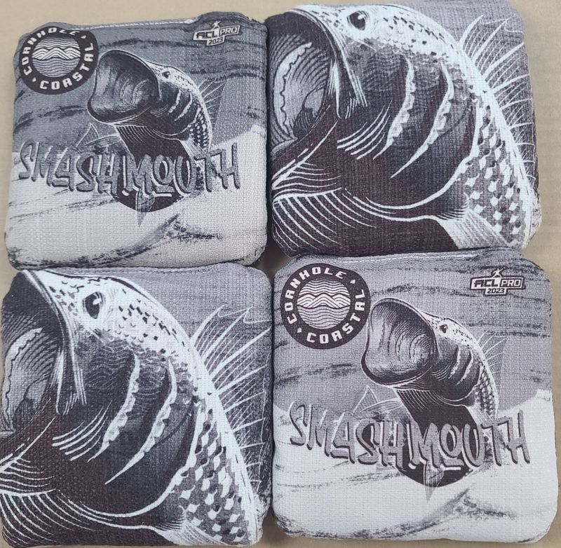 SMASHMOUTH CARBON FADED