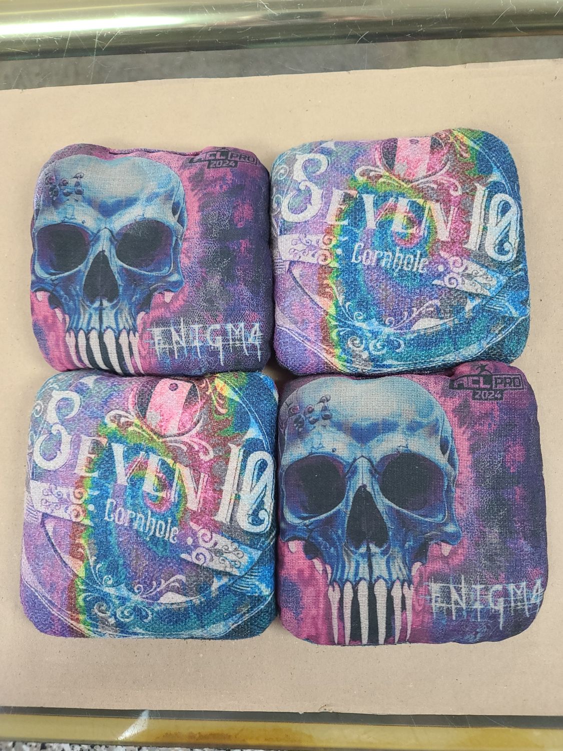 ENIGMA SKULL BLUE/PINK