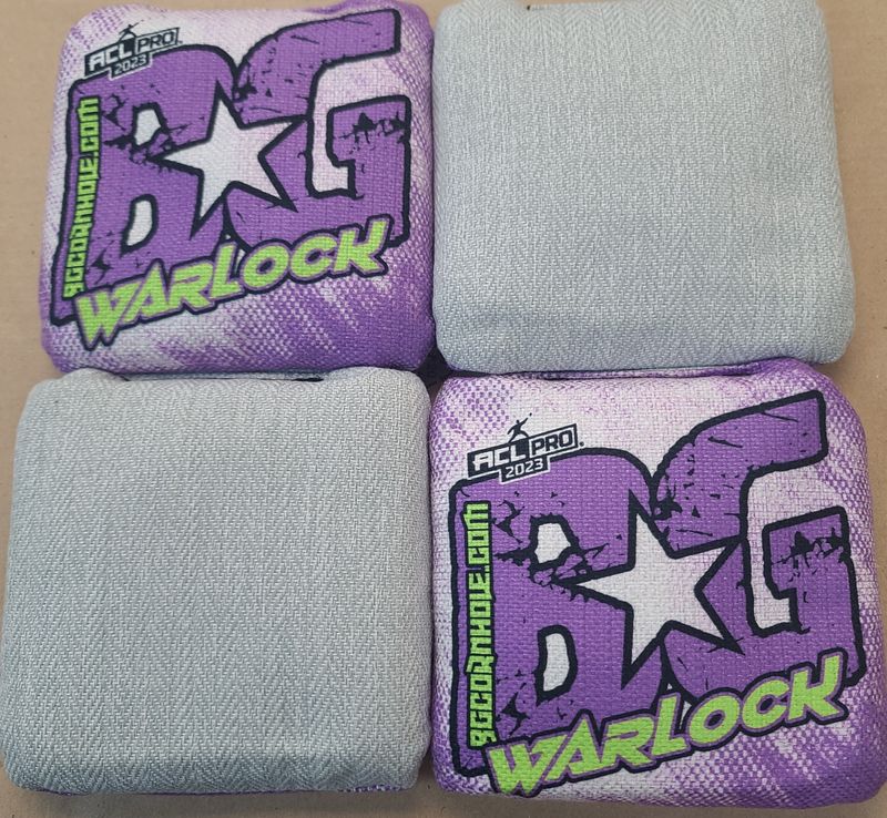 WARLOCK STANDARD PURPLE/WHITE