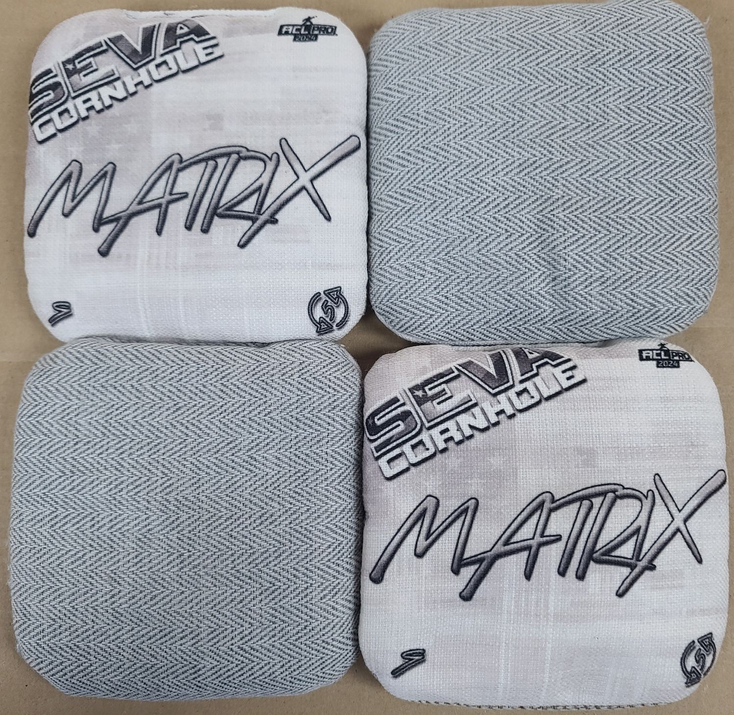 MATRIX PEARL/BLACK &#39;24