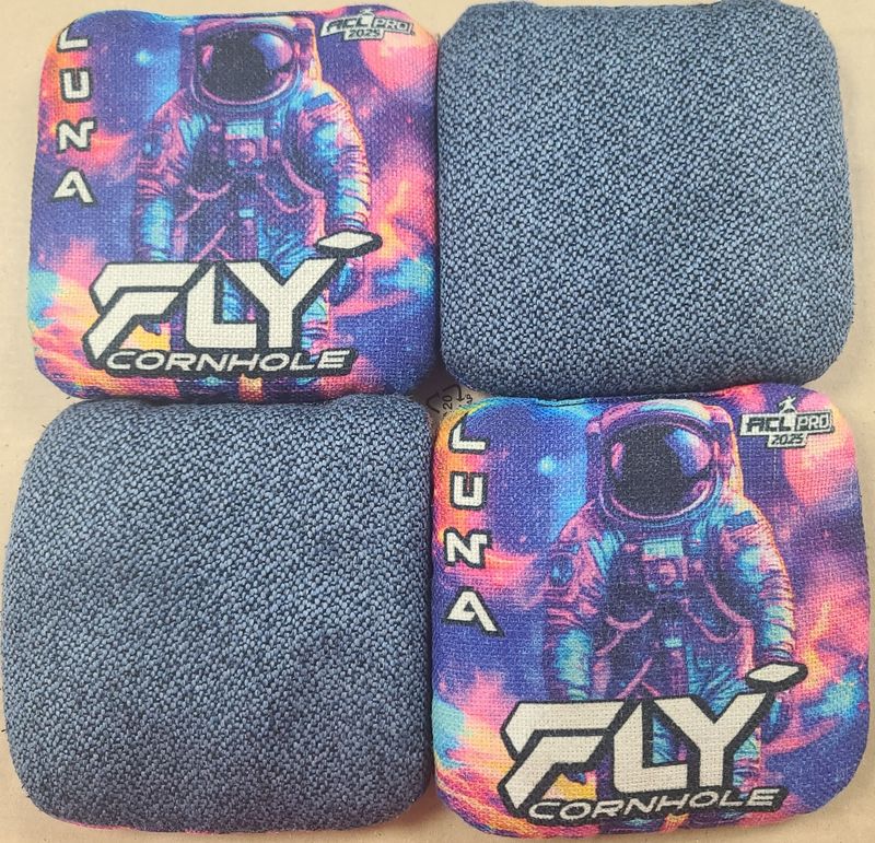 FLY LUNA ASTRONAUT '25