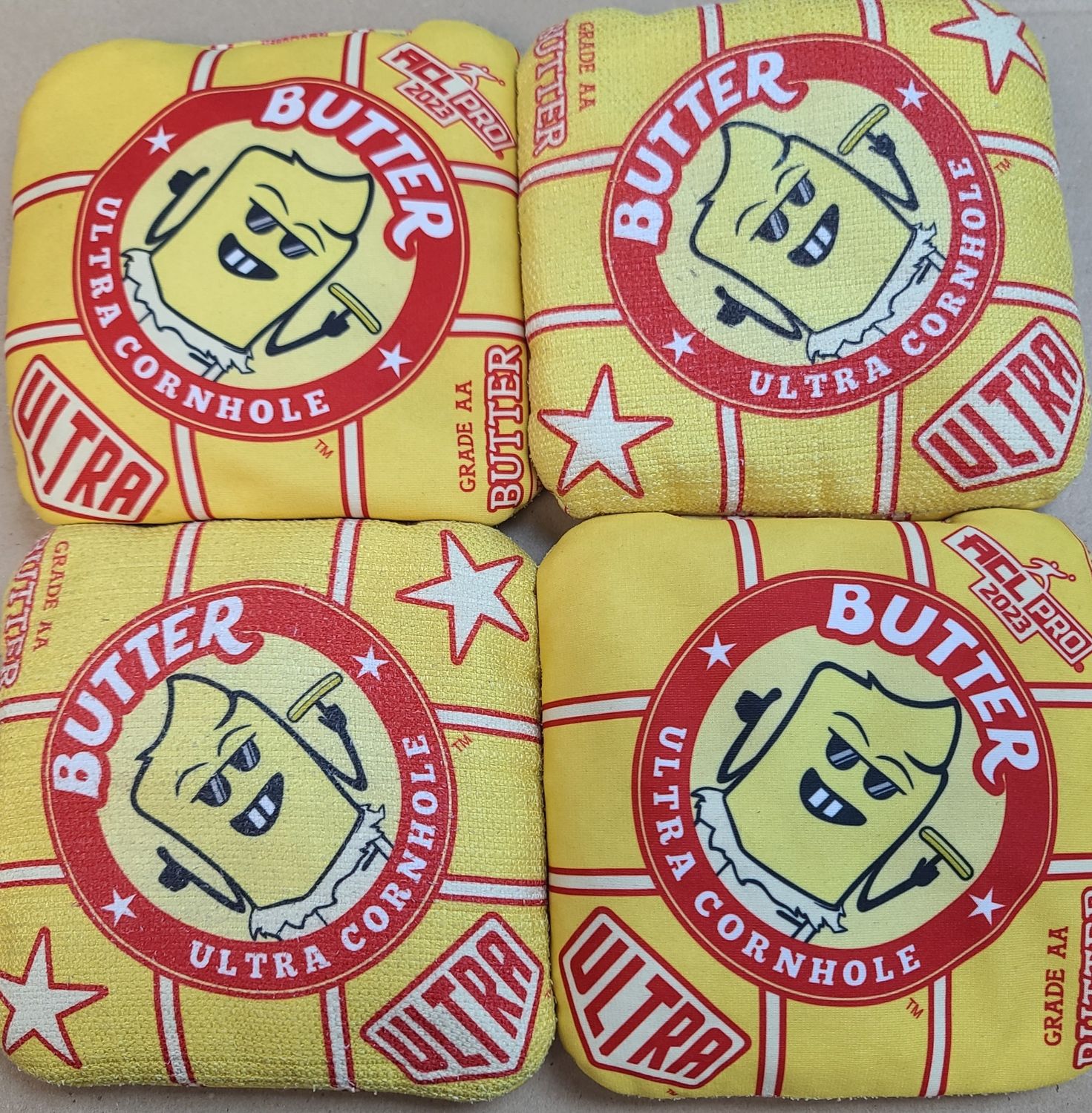 ULTRA BUTTER YELLOW/RED &#39;23