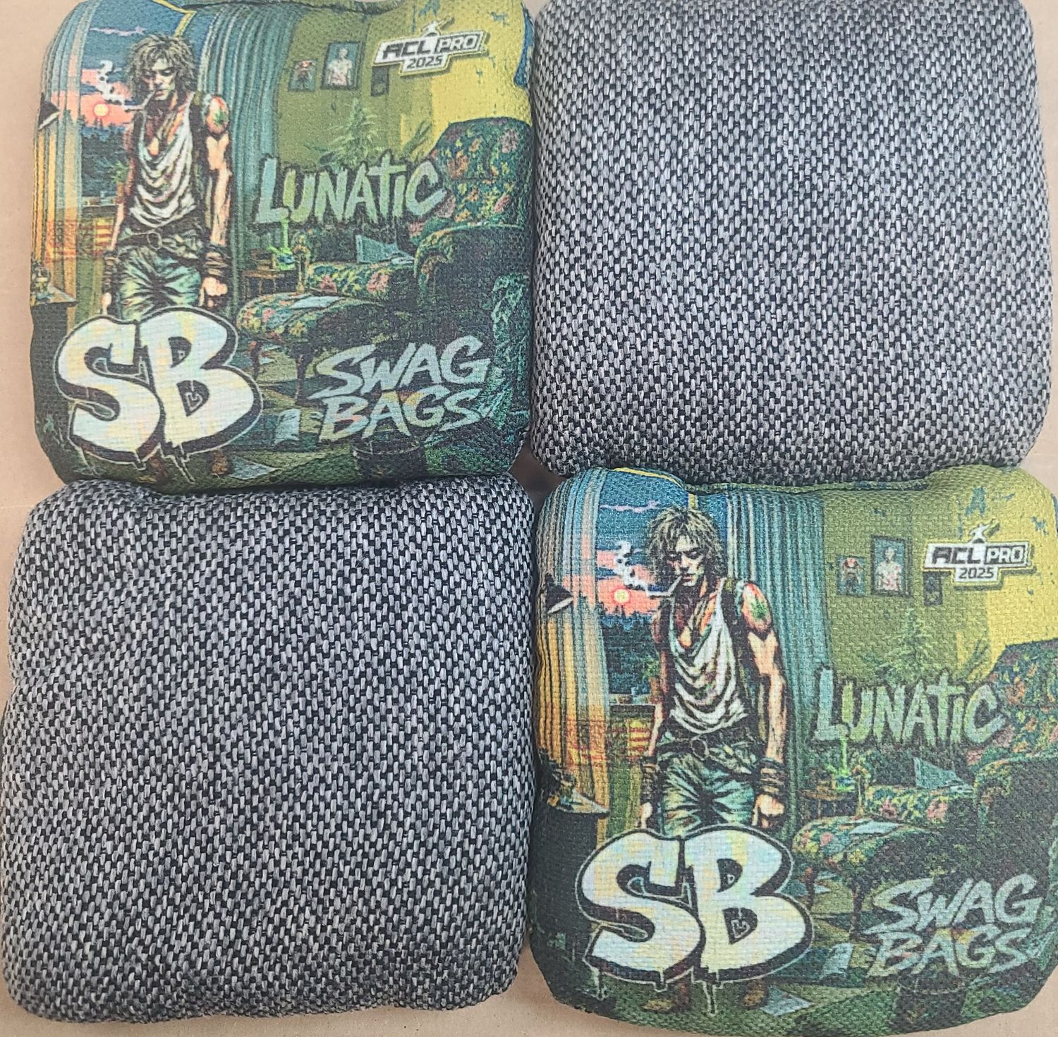 SWAG BAGS '25 LUNATIC GREEN