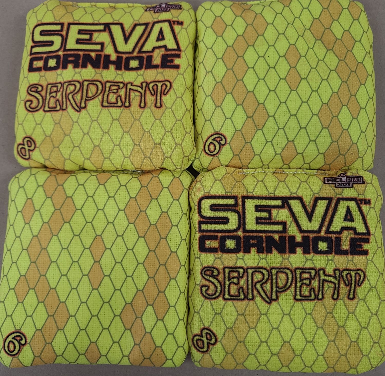 SERPENT '23 YELLOW