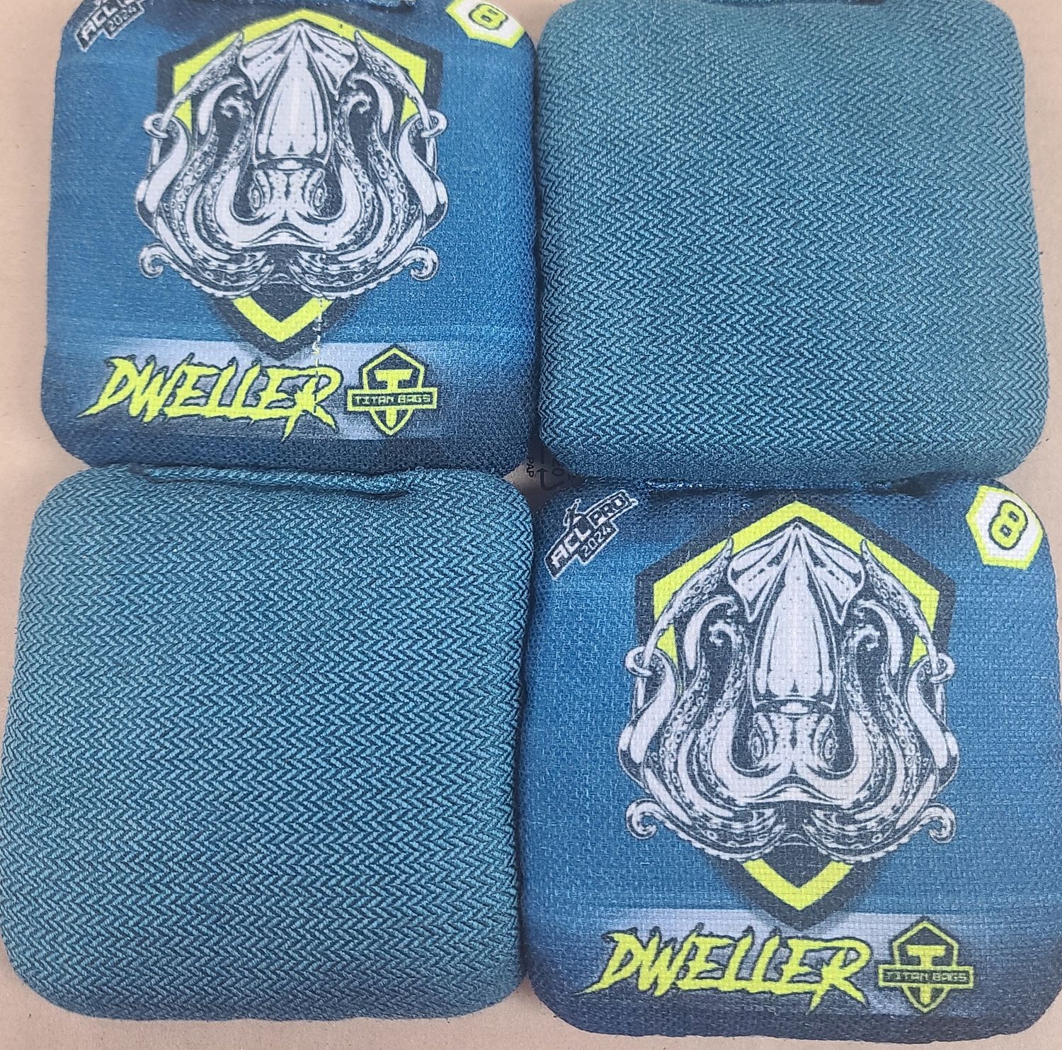 DWELLER '24 BLUE/YEL