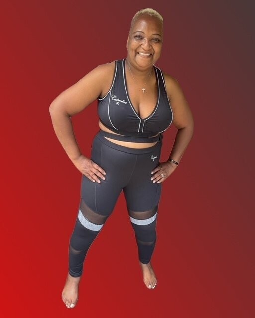 Plus Black me out set