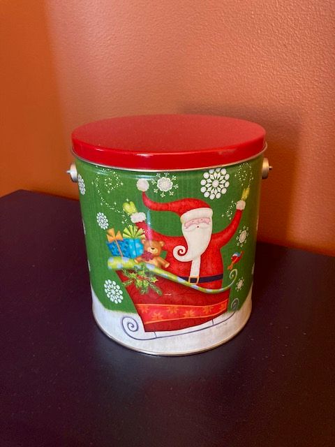 Santa's Sleigh - 1 Gallon