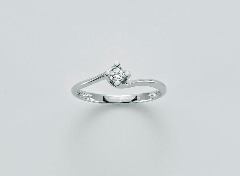 SOLITARIO CON DIAMANTE MILUNA