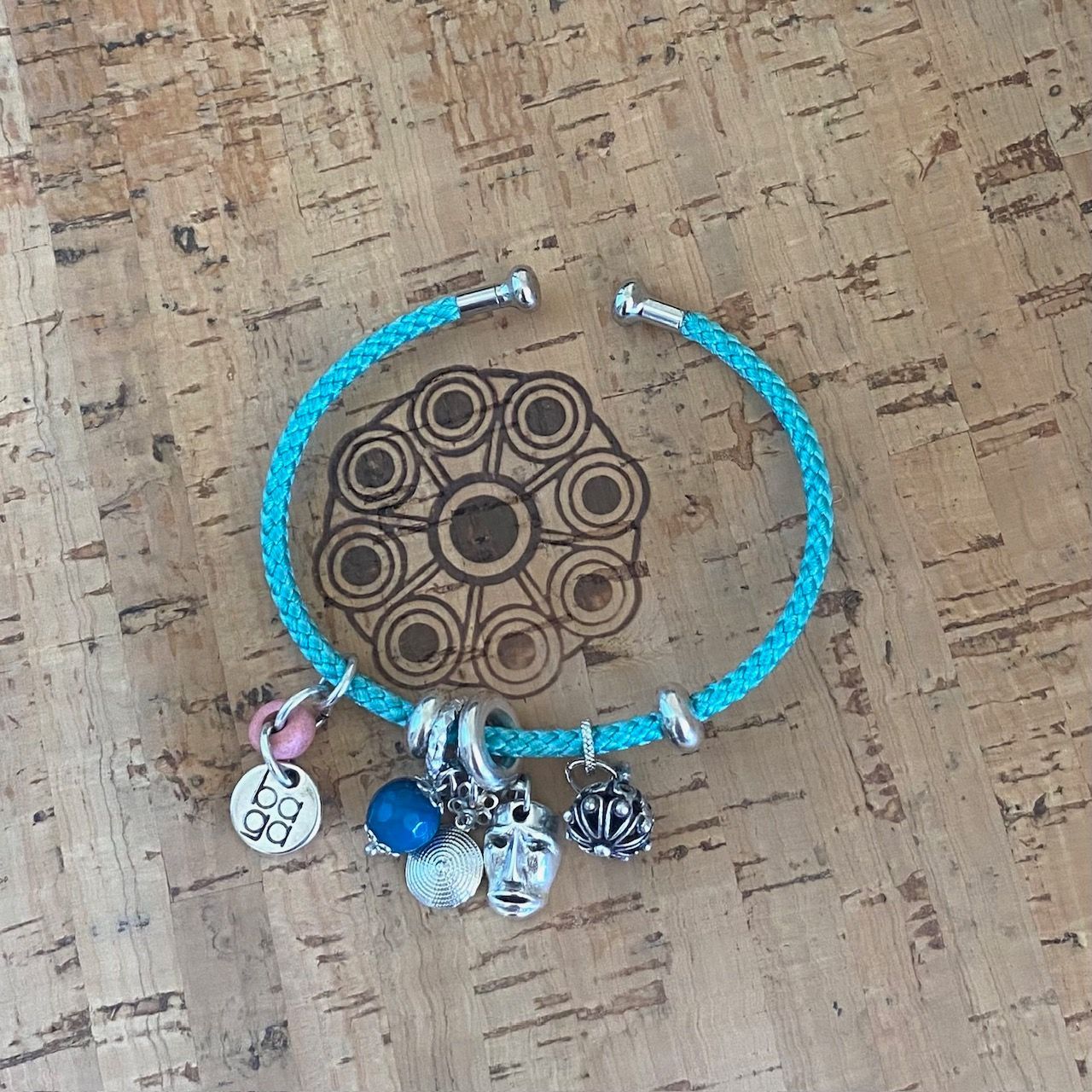 BRACCIALE BAGA SU PENDAGLIU
