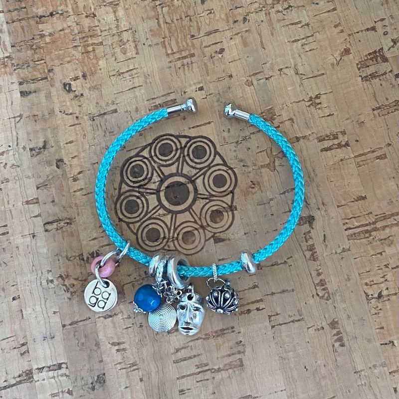 BRACCIALE BAGA SU PENDAGLIU