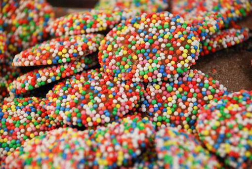 BIG FRECKLES MILK CHOC