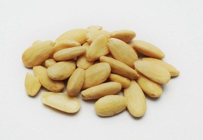 ALMONDS BLANCHED