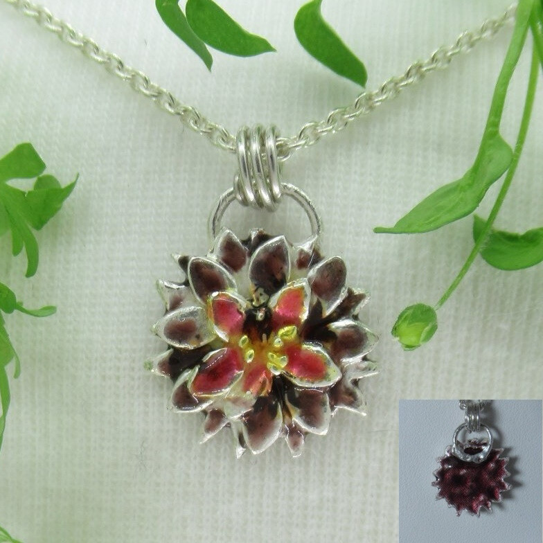 Emaille Blume aus 999 Feinsilber