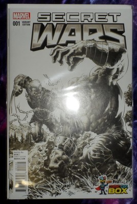 Secret Wars #001 -Comic Con Box Variant