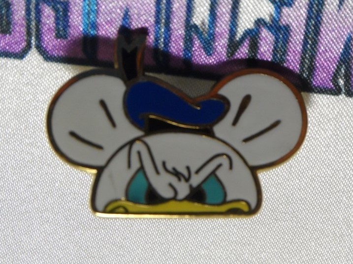 2012 Donald Duck Mickey Ears Pin