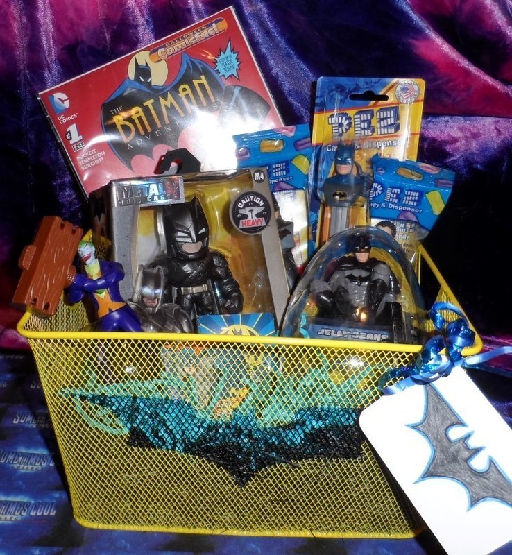 Cool-lectibles Gift Basket : Batman!