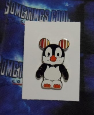 Vinylmation Park Series #5 Pin : Penguin