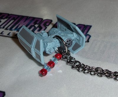 Star Wars : TIE Bomber Necklace (First Order)