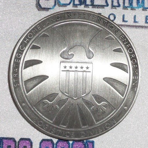 S.H.I.E.L.D. Badge (CLIP-ON)