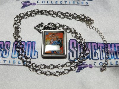 Superman Flip Cover Necklace