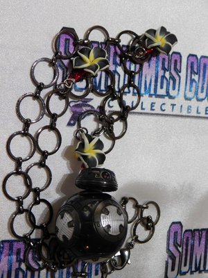 Star Wars : BB-9E Astromech Figure Necklace