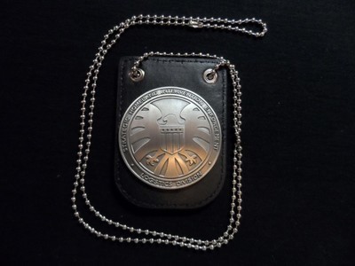S.H.I.E.L.D. Badge/With Holder