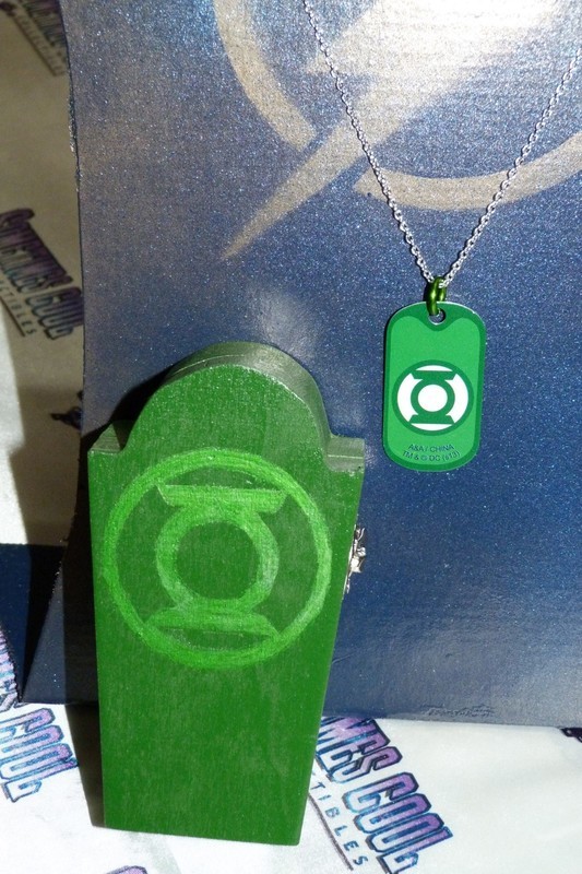 Green Lantern Coffin w/Necklace