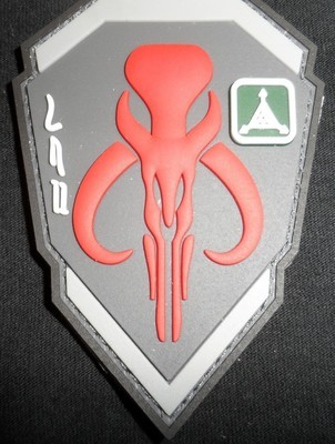 Mandalorian Logo Patch -Red/Gray