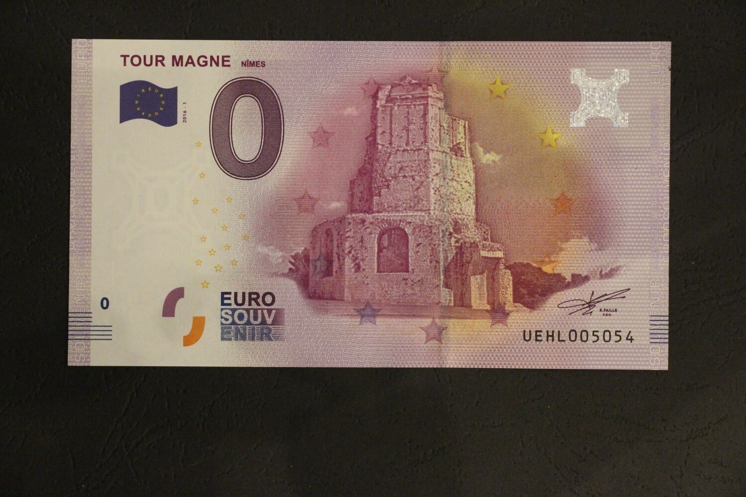 TOUR MAGNE