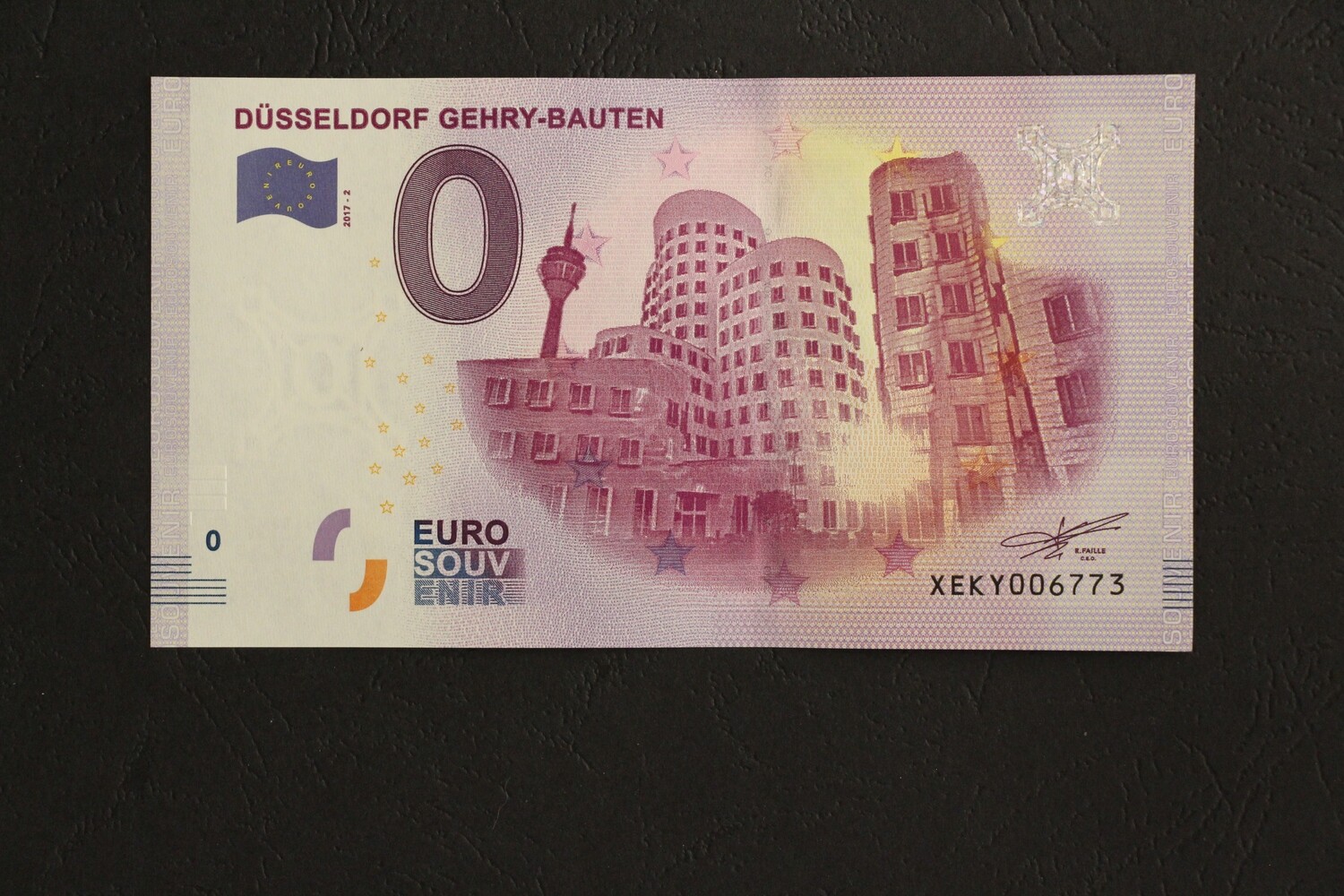 DÜSSELDORF GEHRY-BAUTEN