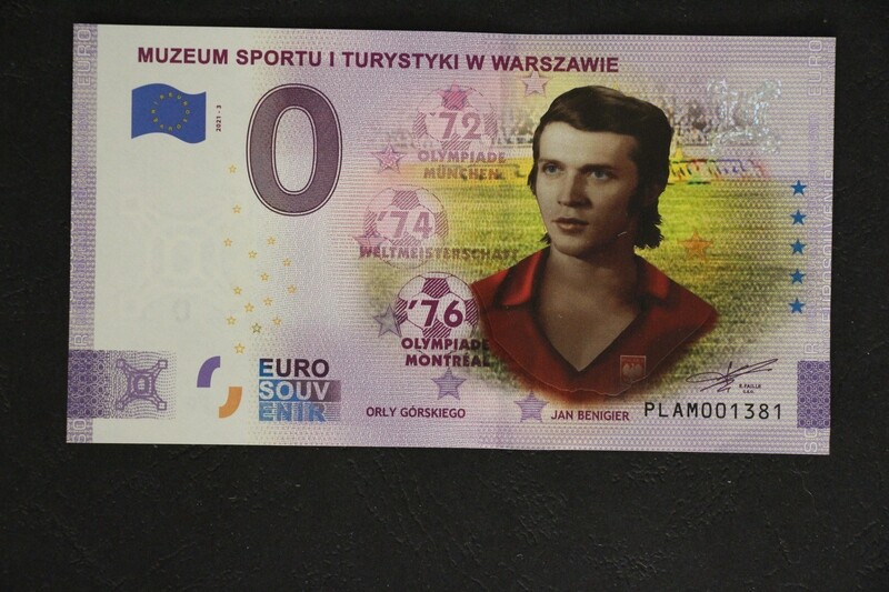 MUZEUM SPORTU I TURYSTYKI  W WARSZAWIE