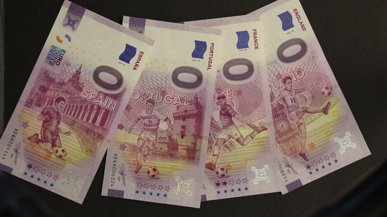 COUPE DU MONDE 2022 - SERIE COMPLETE 32 PAYS